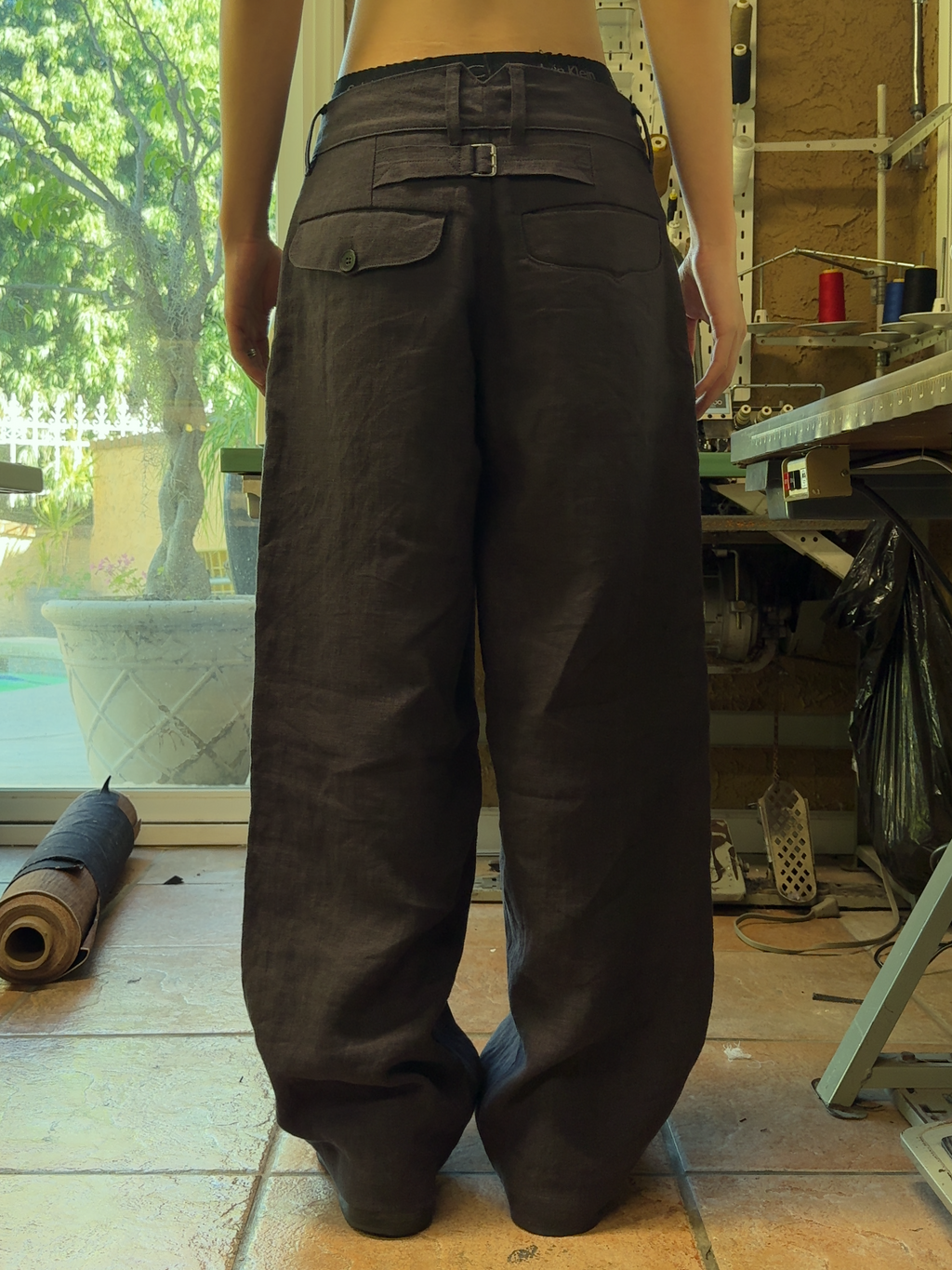 Box Pleat Linen Trousers