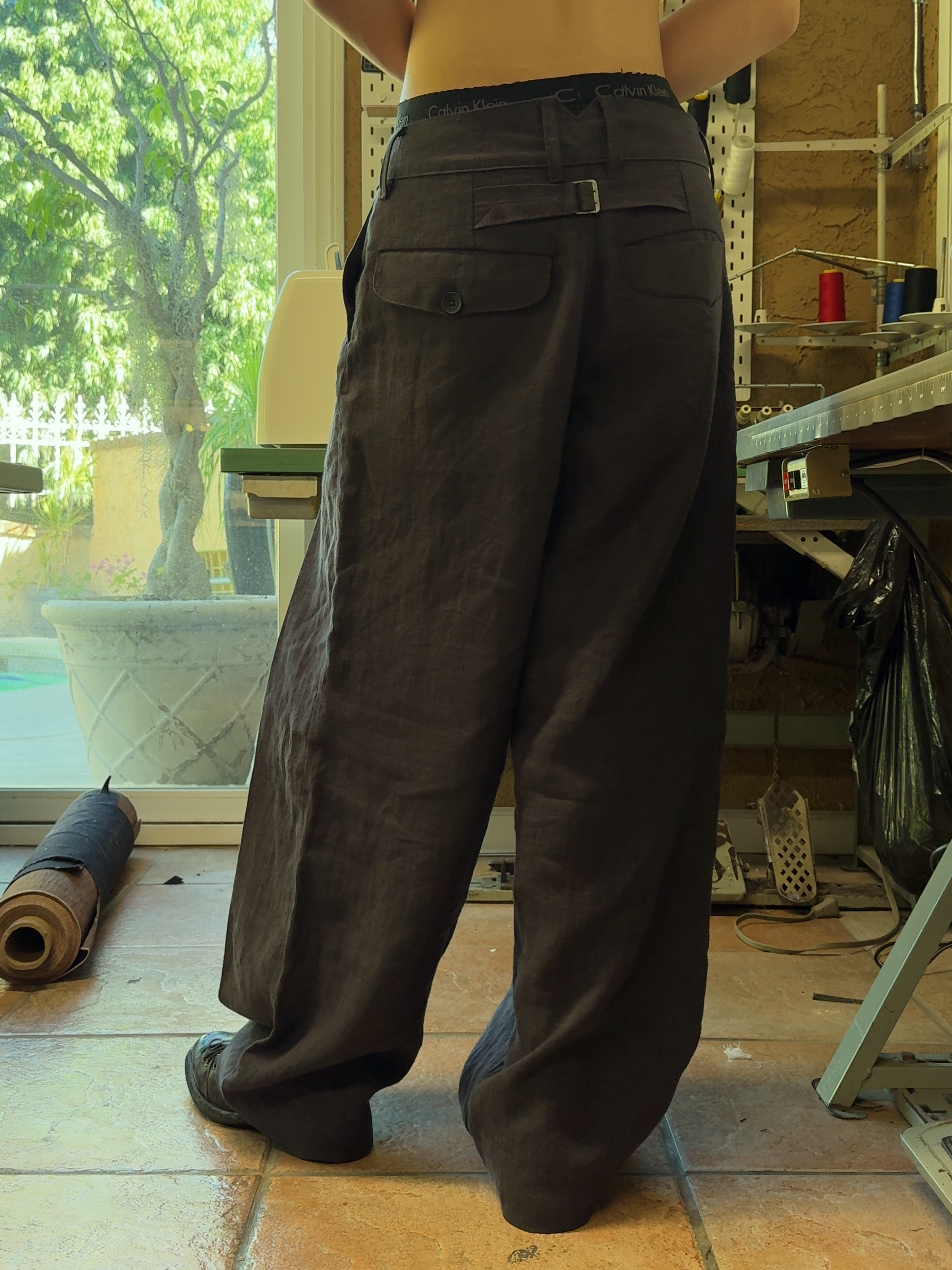 Box Pleat Linen Trousers