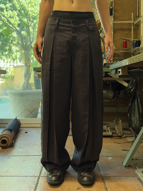 Box Pleat Linen Trousers